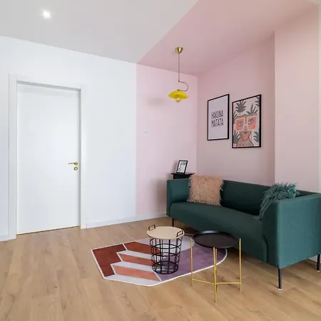 Top New Super Central 2 Bedroom Parking Wifi Apartment Varna