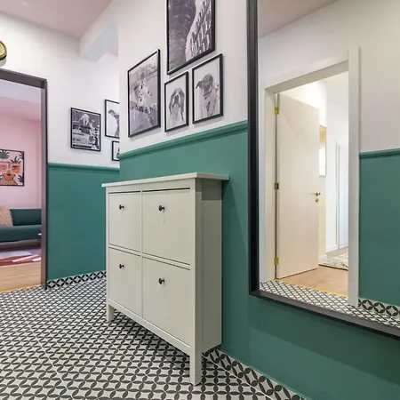 Top New Super Central 2 Bedroom Parking Wifi * Varna