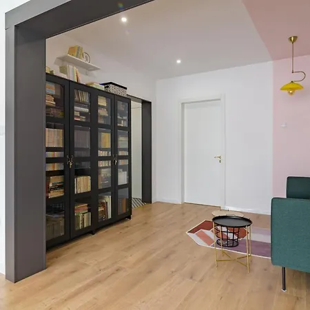 Top New Super Central 2 Bedroom Parking Wifi * Varna